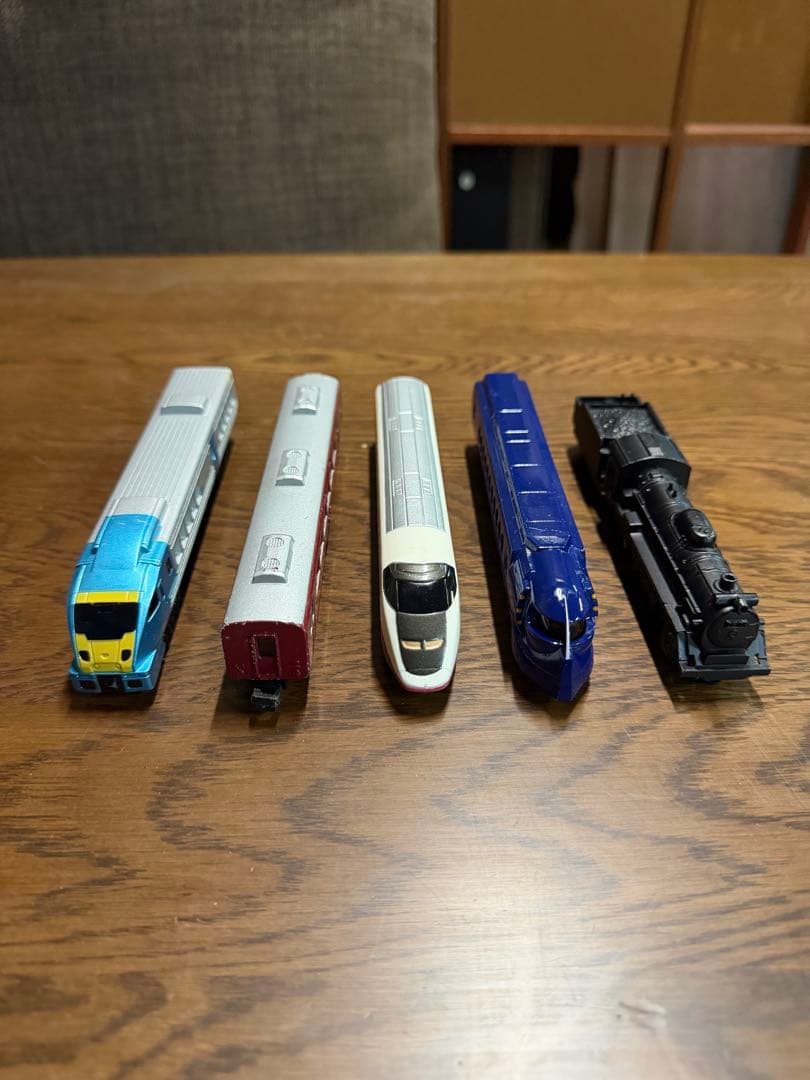 トレーン　Nゲージ鉄道模型セット 収納ケース付き