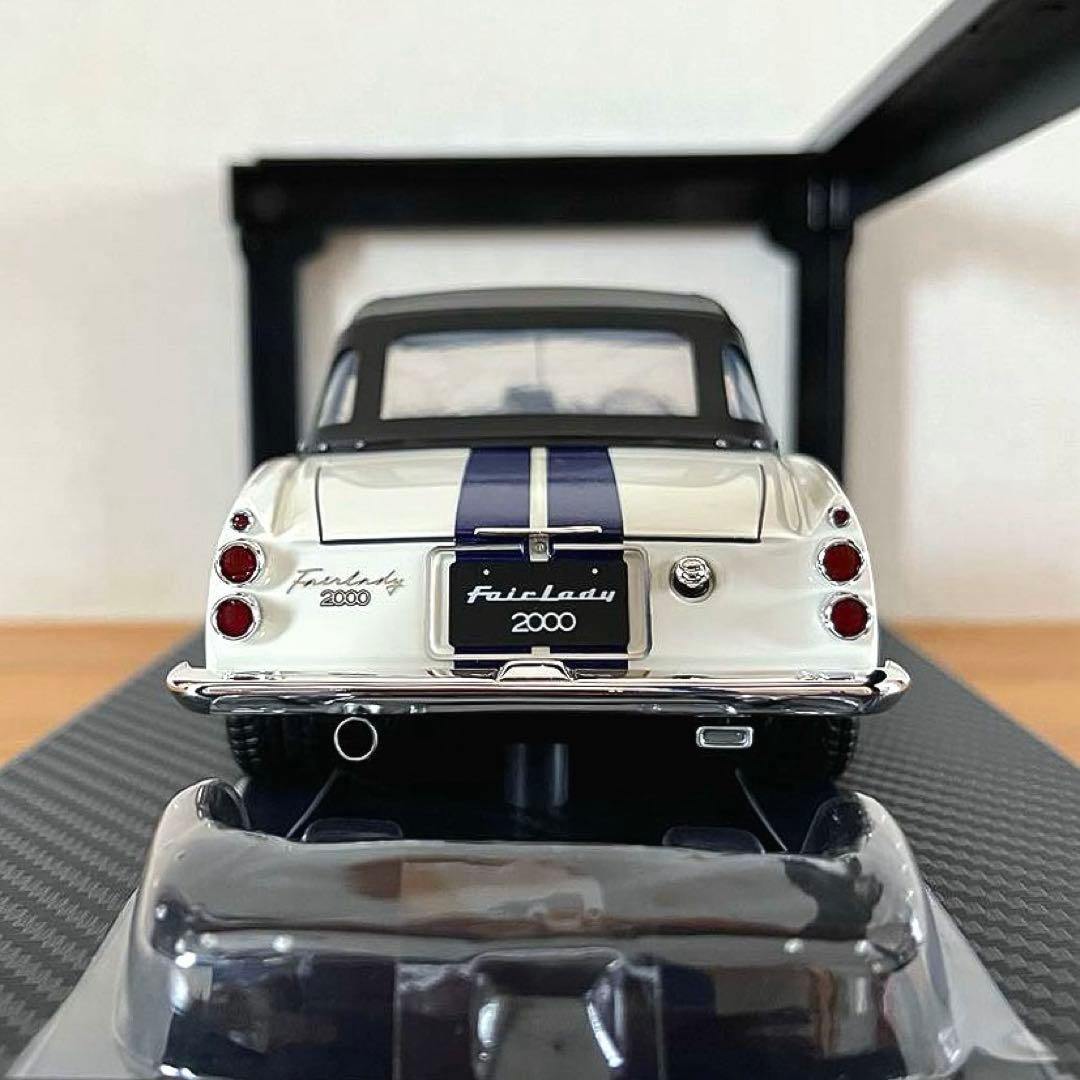 【ミニカー 美品】イグニッションモデル 1/18 ダットサン フェアレディ