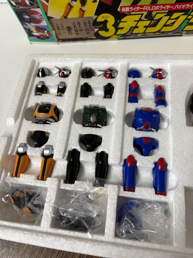 バンダイ 3チェンジクロス 仮面ライダー