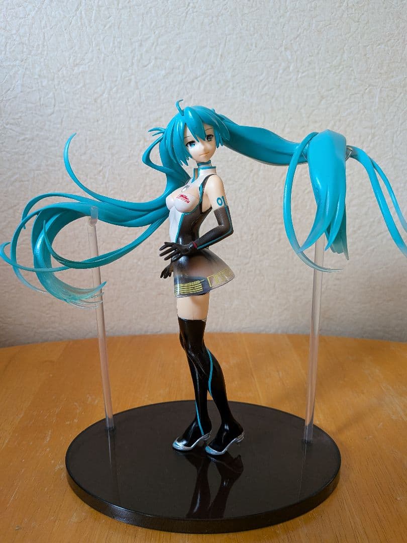 初音ミク　フィギュア　（その他グッズ）