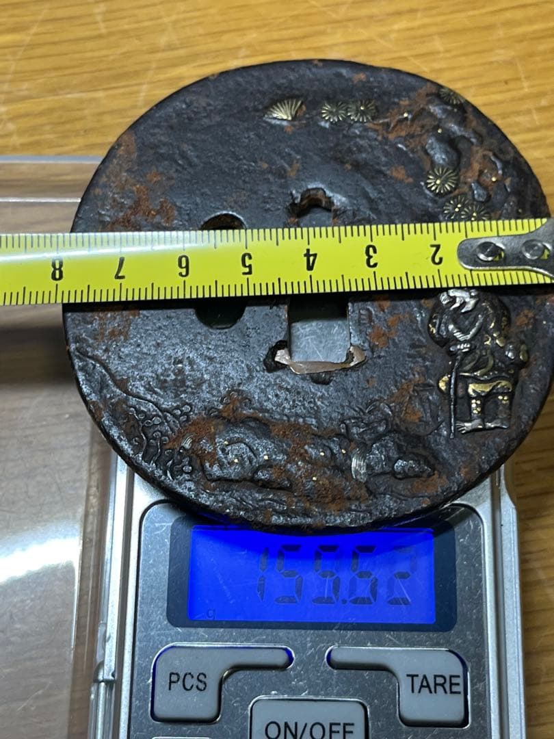 山城国伏見住　金家銘　鍔