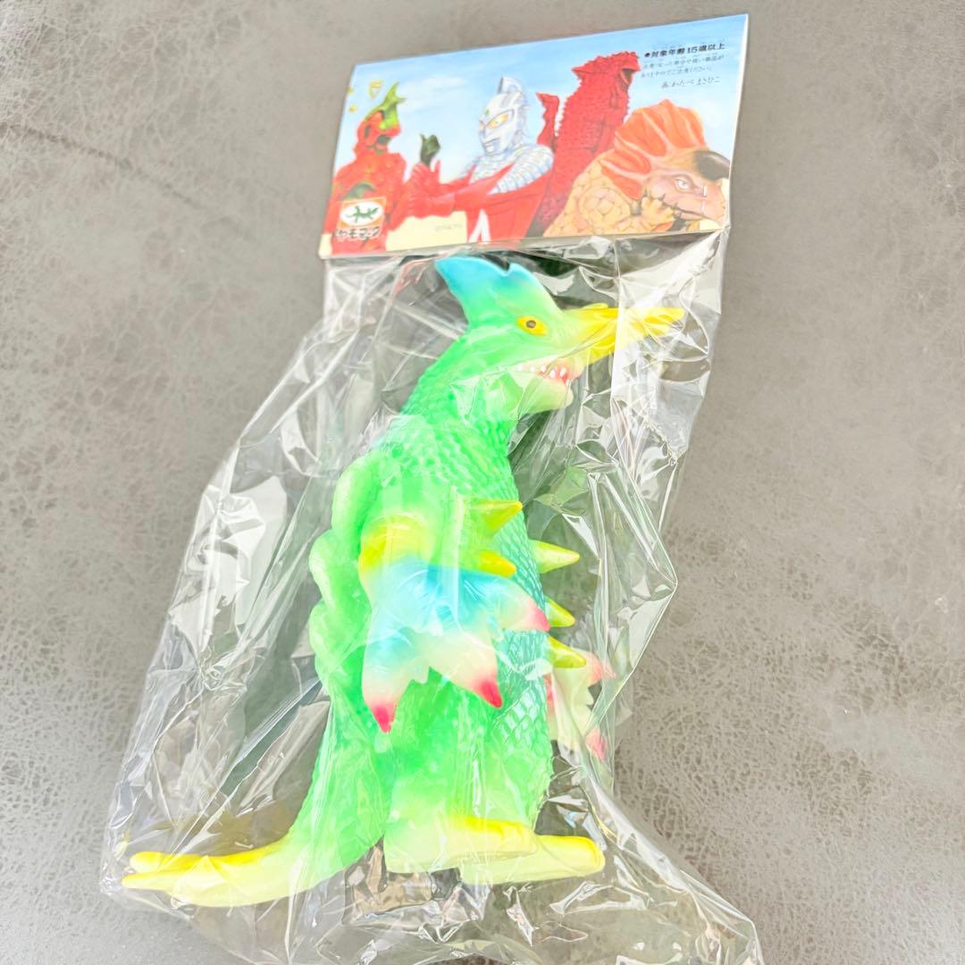 ヤモマーク ガラン蓄光グリーン ソフビ 大怪獣シリーズ
