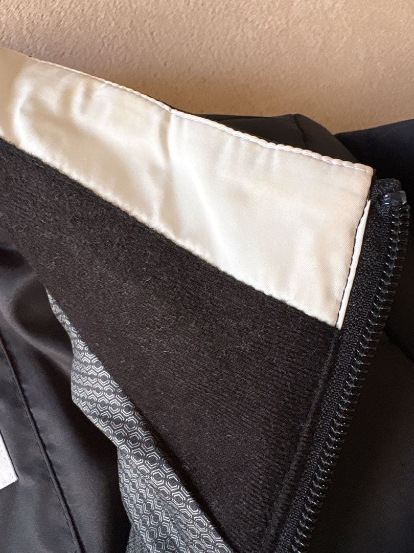 DESCENTE GOLFデサントモバイルサーモ　中綿ジャンパー温度調節アウター