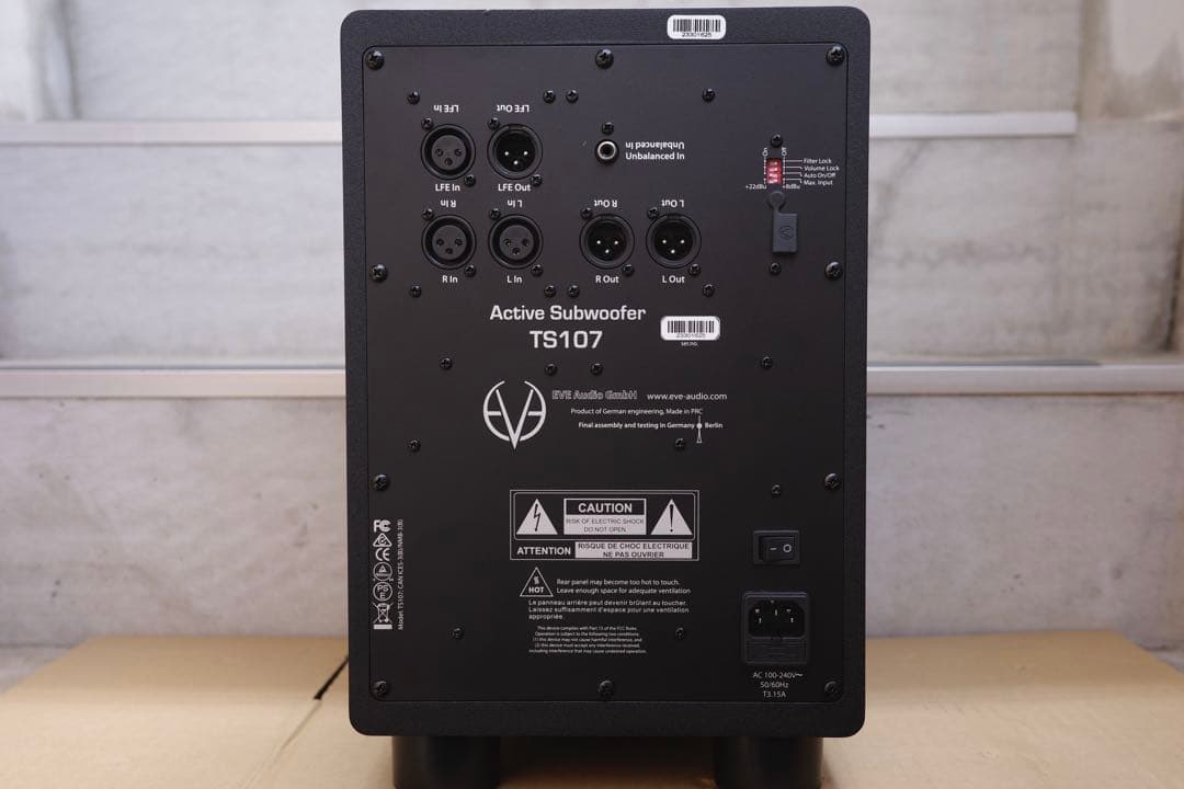 EVE AUDIO - TS107 アクティブサブウーファー