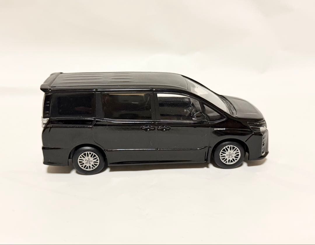 VOXY NOAHカラーサンプル 2台セット