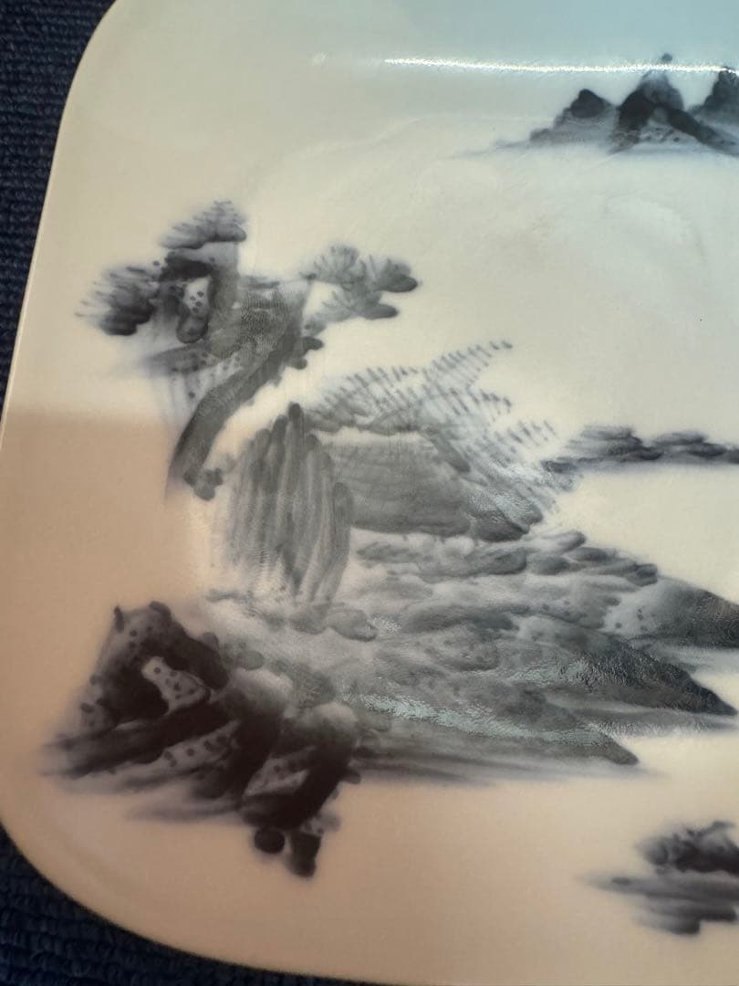 1887 鍋島焼　畑萬陶苑　染付山水　絵皿　未使用