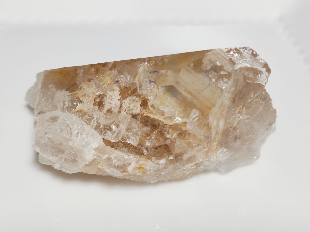 パワーストーン　天然石　ヒマラヤ産　水晶　キーパー入り　151g　No.133