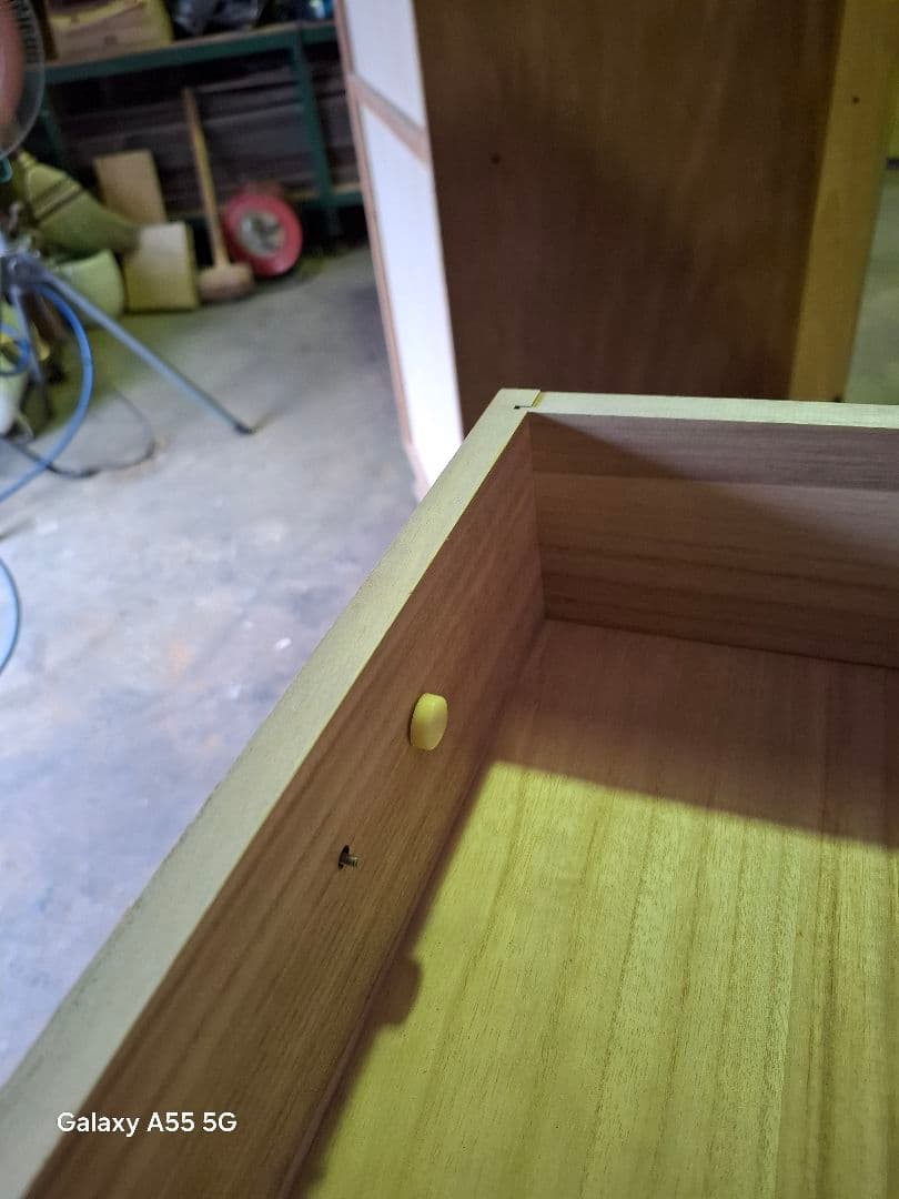 桐着物箪笥　レトロ家具　桐箪笥　2段別れます。