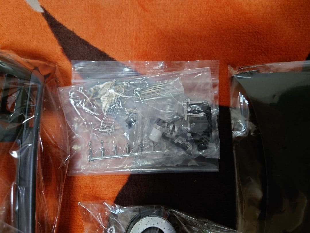 ディアゴスティーニR32スカイラインGT-Rニスモ1/8現状品
