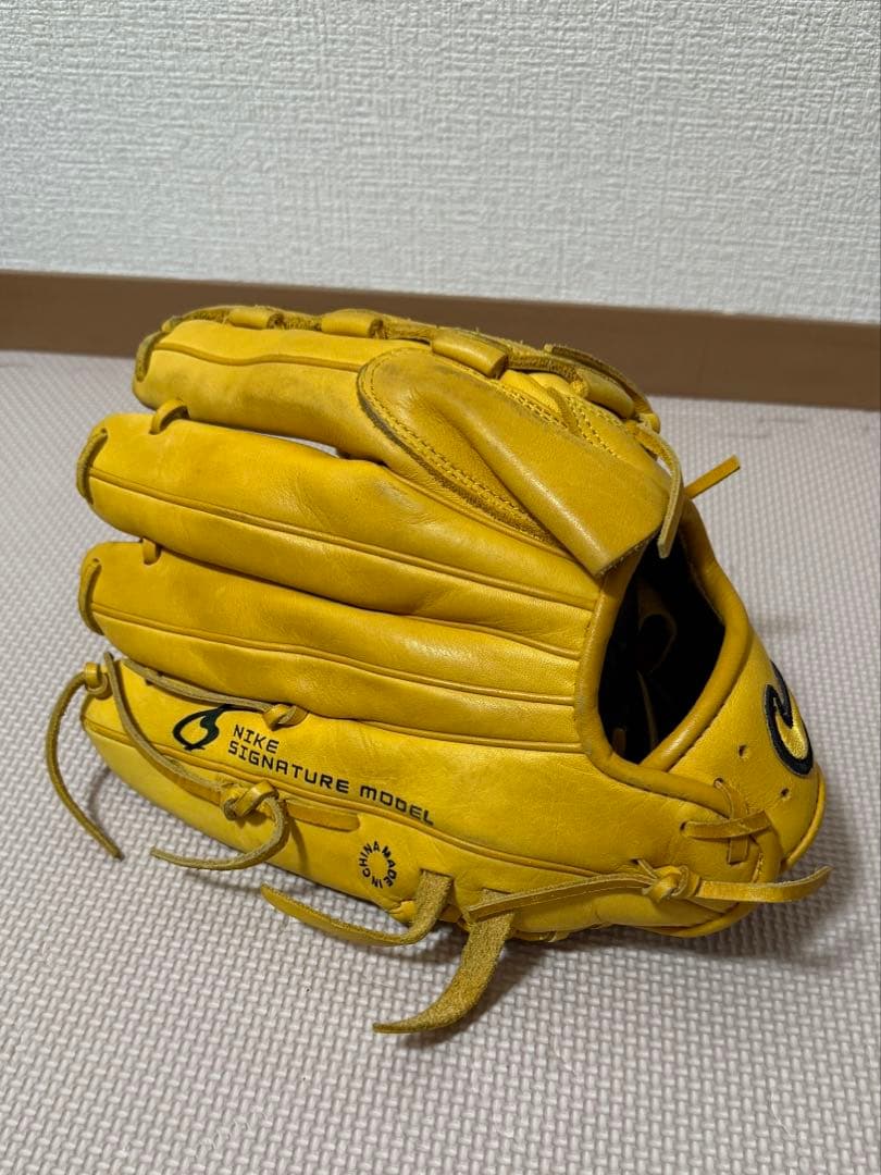 【軟式・右投げ】NIKE 上原浩治モデル 投手用グローブ＆ボール3個セット