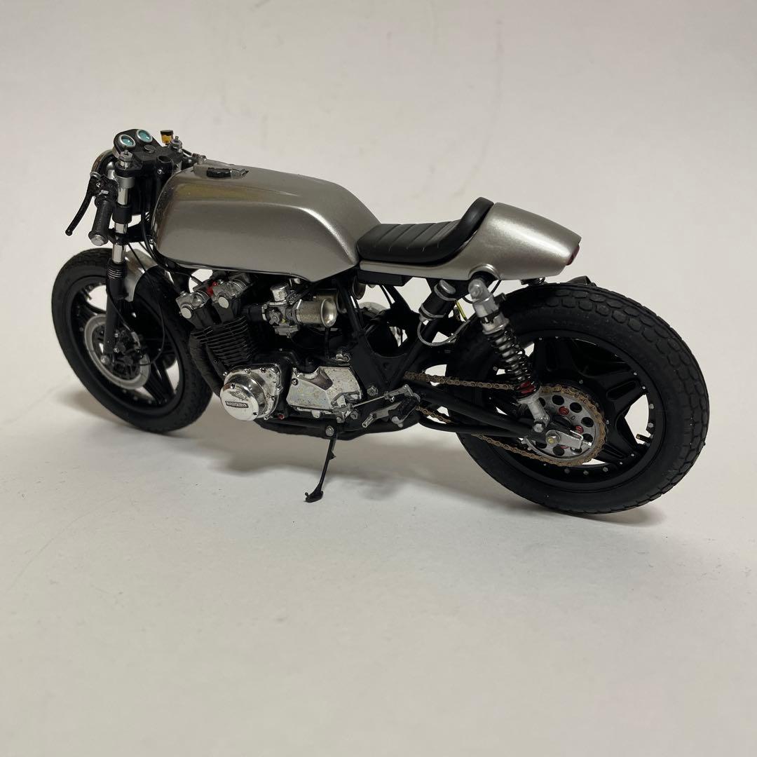 タミヤ CB750F プラモデル