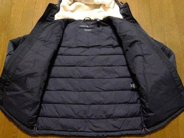 【大きい】XL-XXL日本サイズ位トミーヒルフィガーUS限定極暖ダウンジャケット