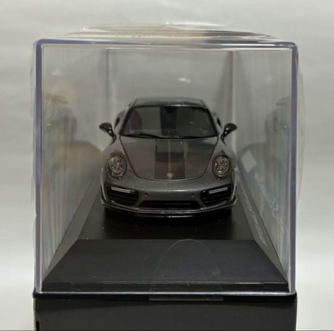 ポルシェ 911 ターボ S ミニカー（グレーメタリック）