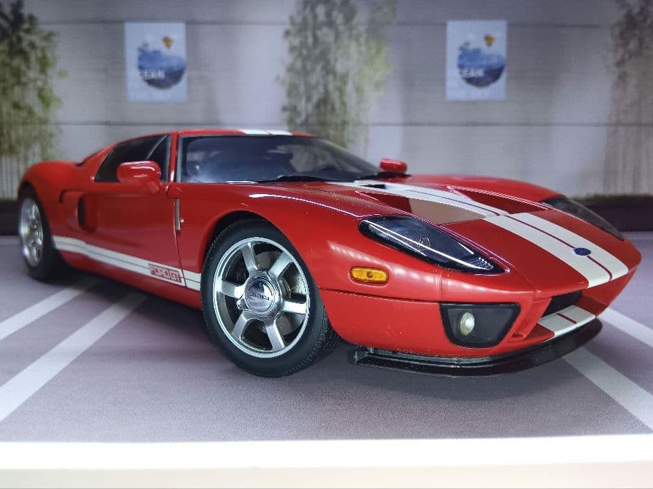 1/18 オートアート Ford GT 2004 訳あり