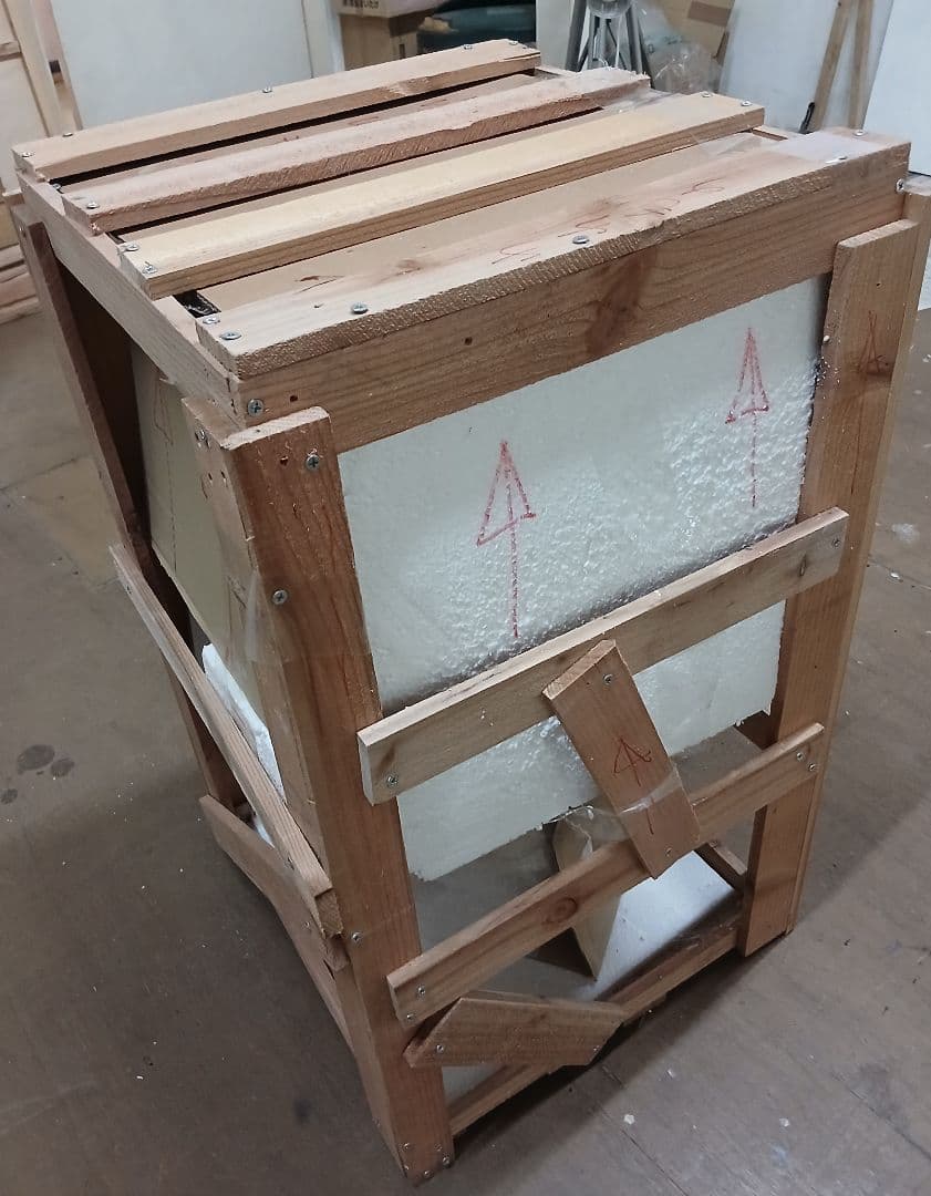 ブルータス胸像。(85cm)
