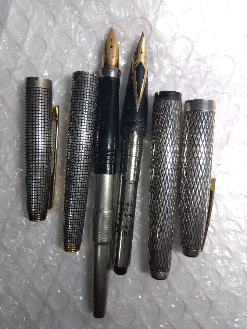 【胴体とキャップSterling、ペン先14K】刻印あり、万年筆２本まとめ売り