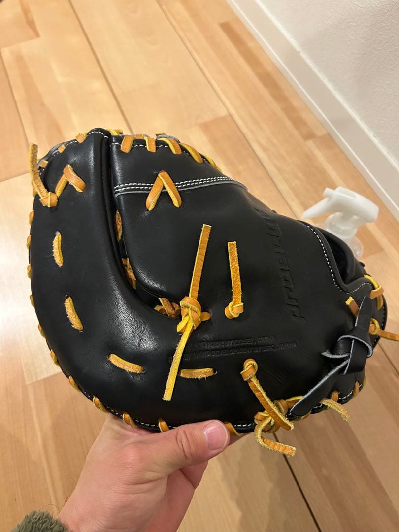 SSK軟式野球ファーストミットグローブ 黒/茶色　軟化オイル付き