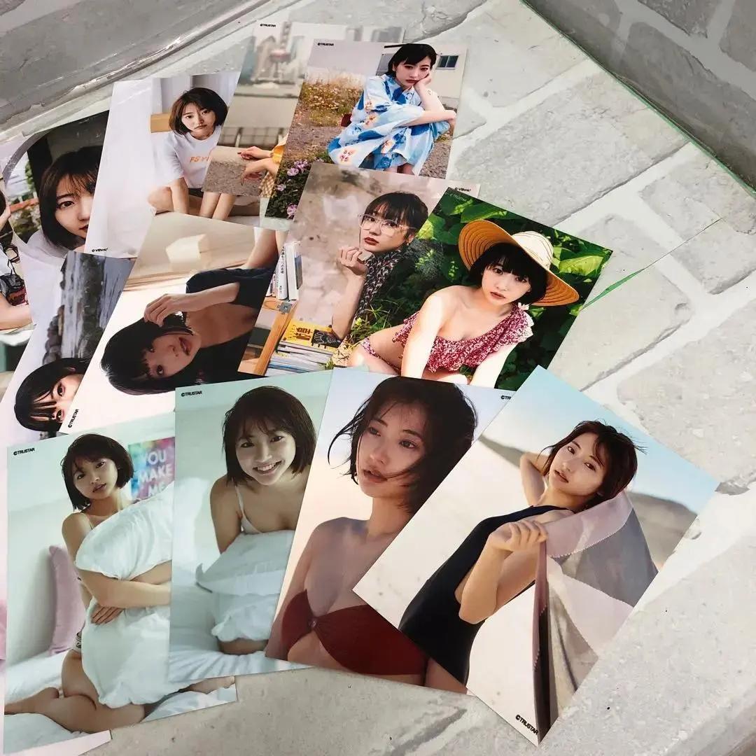 D5065 武田玲奈 グッズまとめ売りカレンダー うちわ クリアファイル 生写真