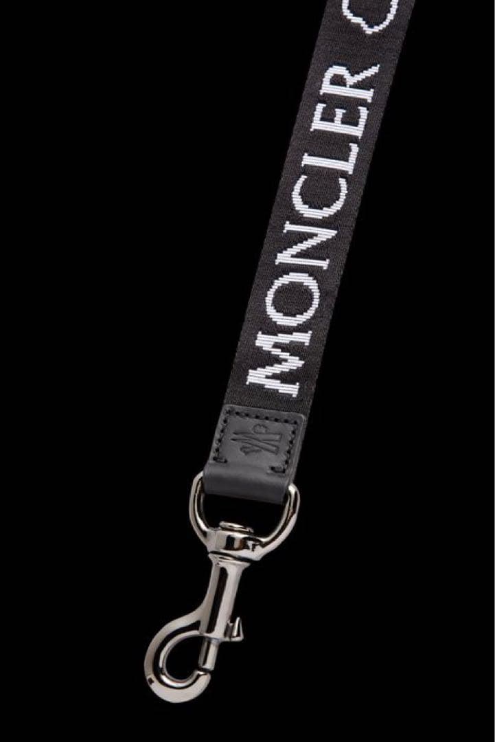 MONCLER ナイロンリード 黒