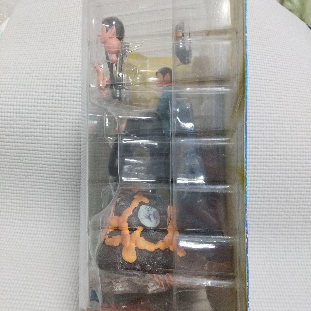 激レア！未開封〈スタートレックMrスポック〉vs地底怪獣ホルタ/顔手足２パターン