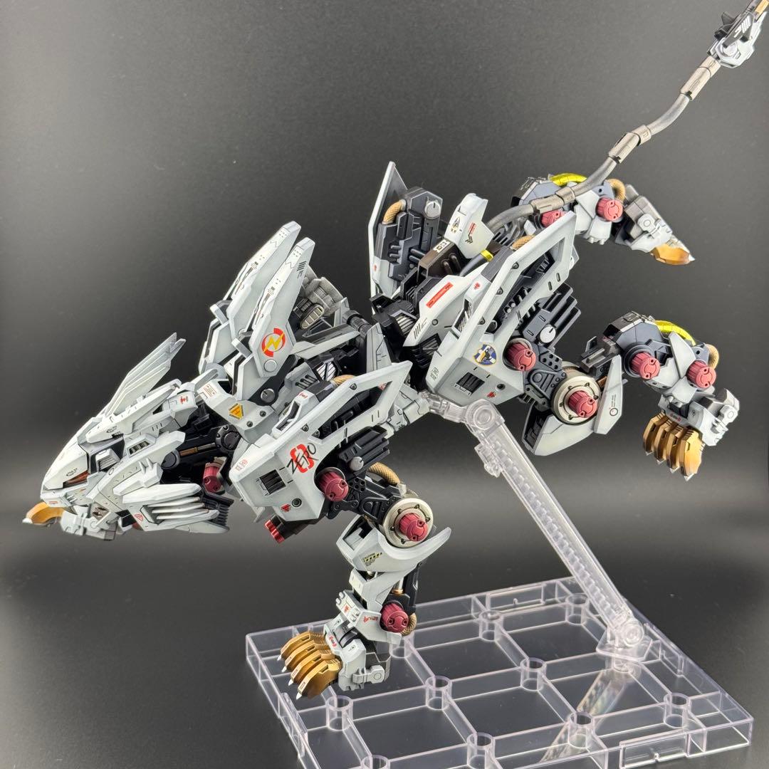 コトブキヤ HMM ゾイド ライガーゼロ 塗装済み完成品