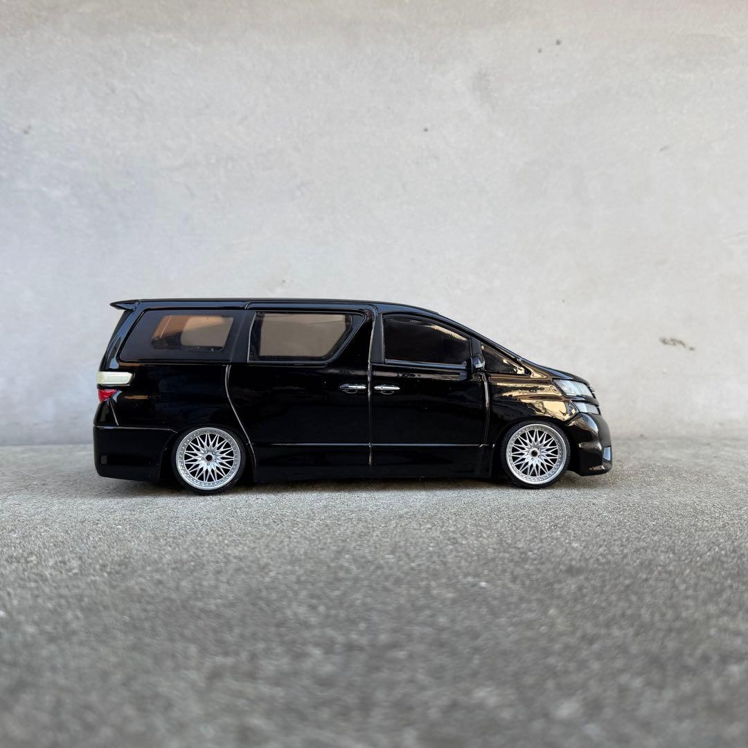 1/24 トヨタ ヴェルファイア カラーサンプル ミニカー