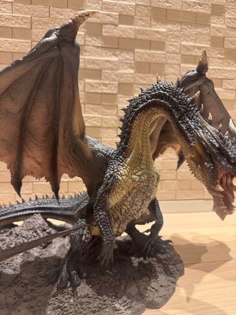 モンスターハンター 黒龍ミラボレアス クリエイターズモデル