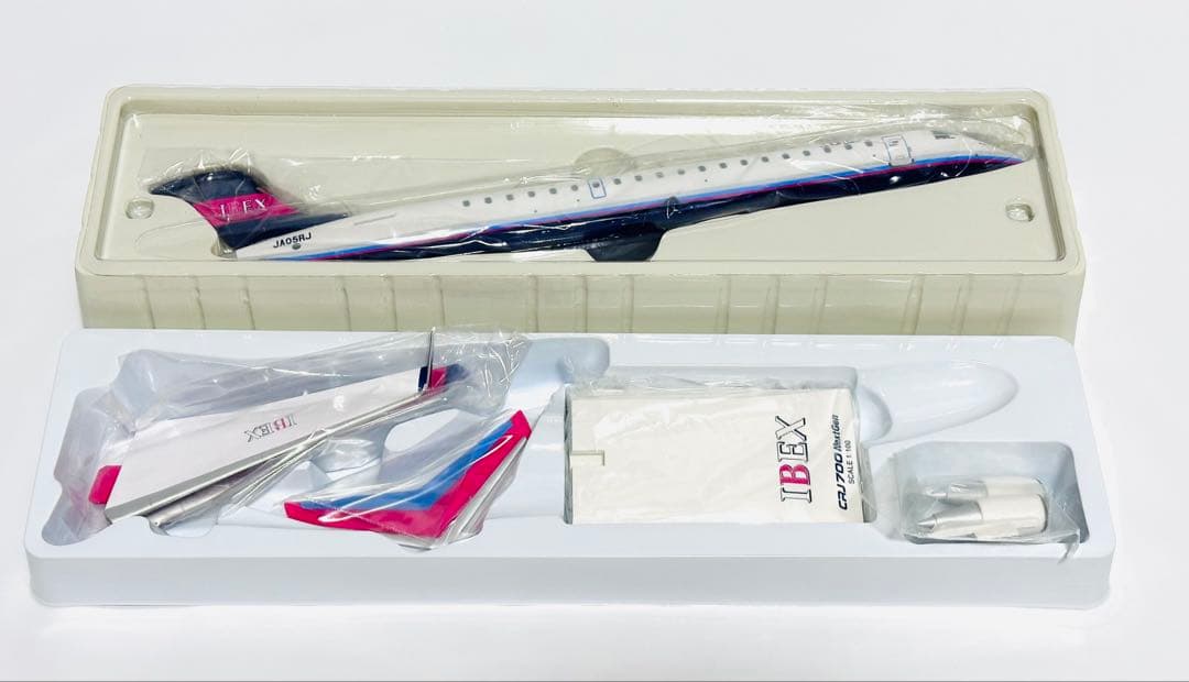 Ever Rise 1/100 CRJ700 IBEXエアラインズ JA05RJ
