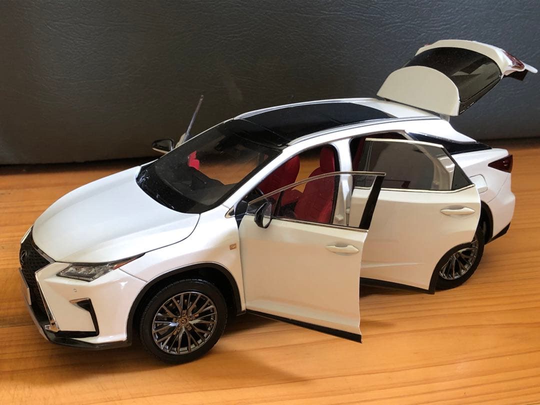 1/18 レクサス RX200t F SPORT ミニカー ホワイトノーヴァ