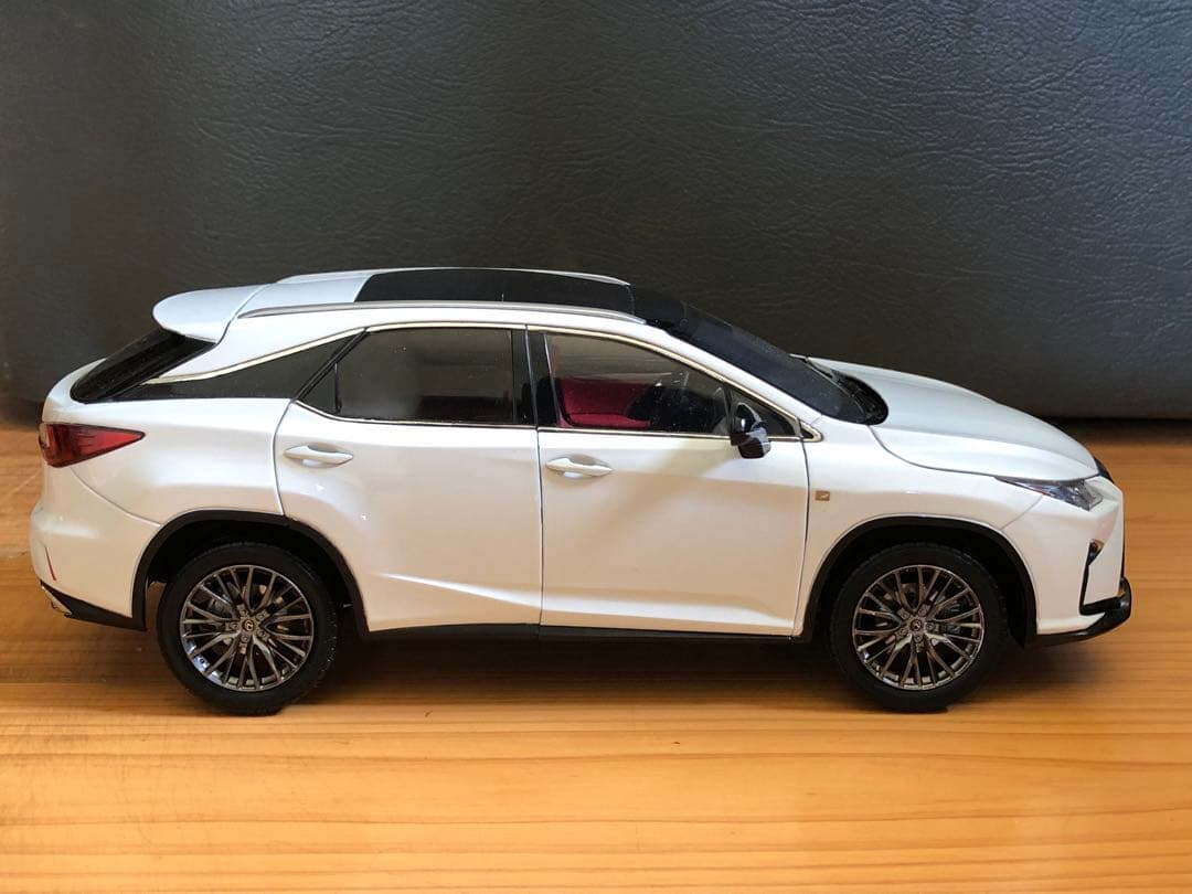1/18 レクサス RX200t F SPORT ミニカー ホワイトノーヴァ