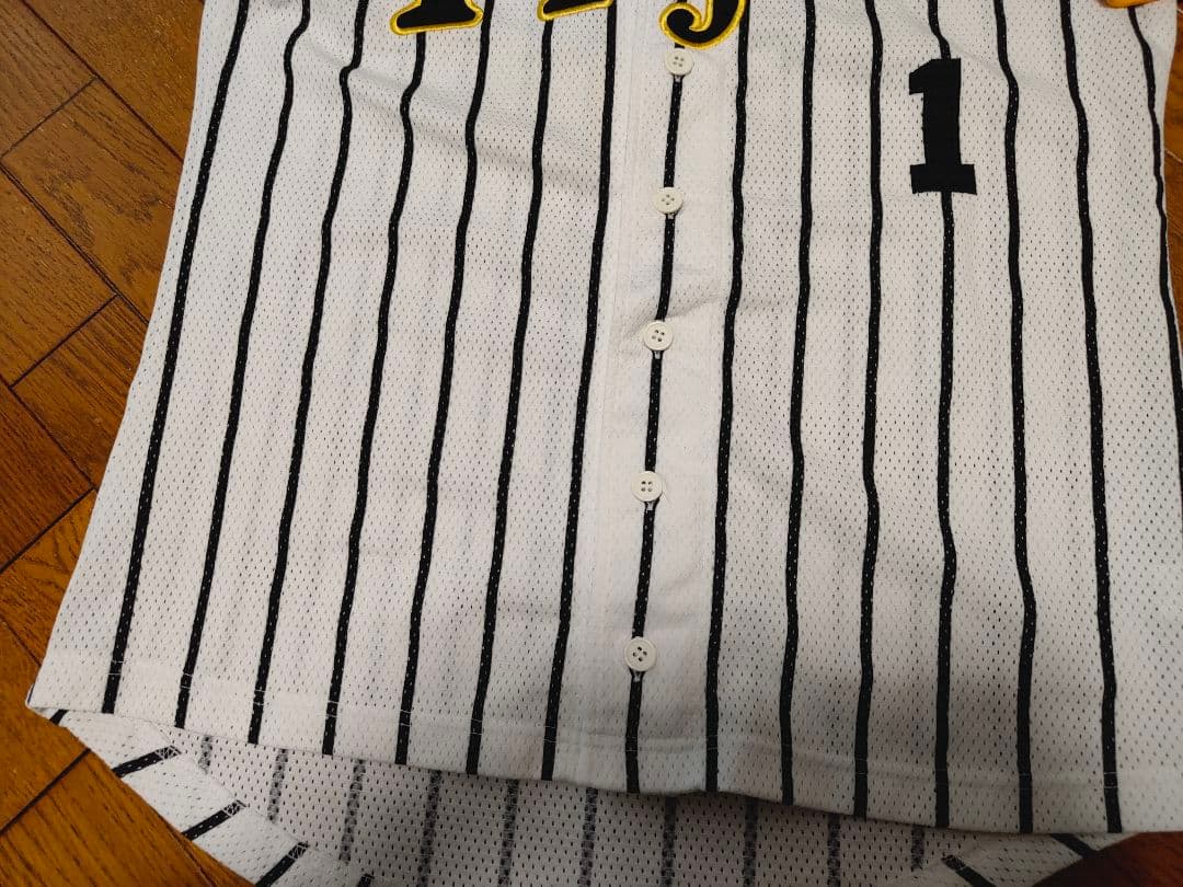 阪神タイガース Tigers 阪神 復刻 レプリカ ユニフォーム 鳥谷選手 M