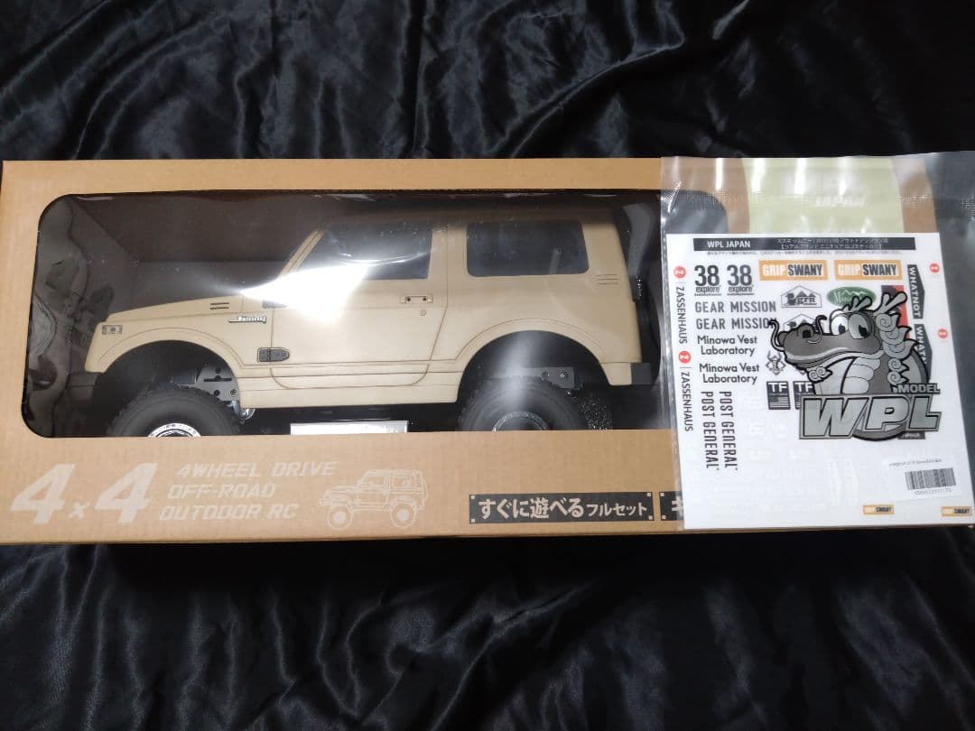 WPL C74 SUZUKI JimnyジムニーJA11コヨーテステッカー付