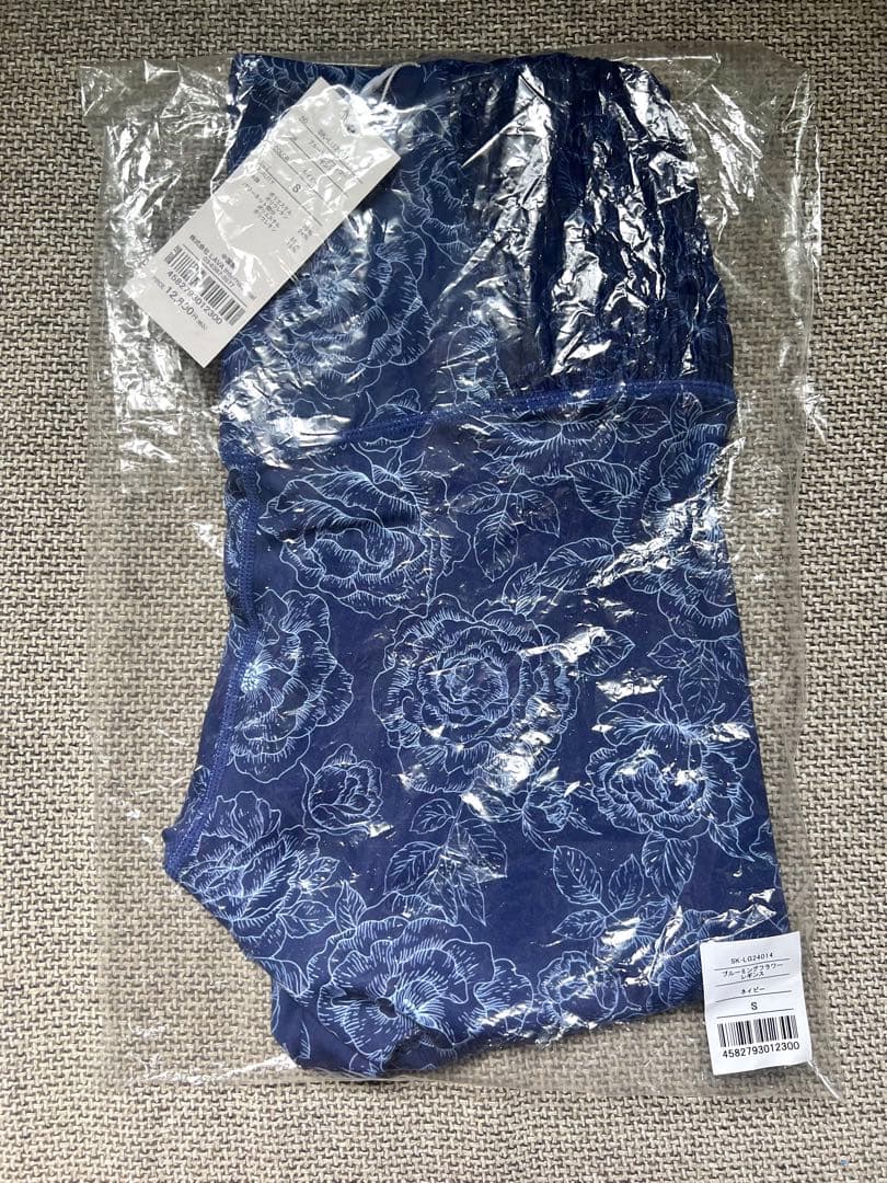 【新品】SUKALA スカーラ　ブルーミングフラワー　ヨガウェア 上下セット S