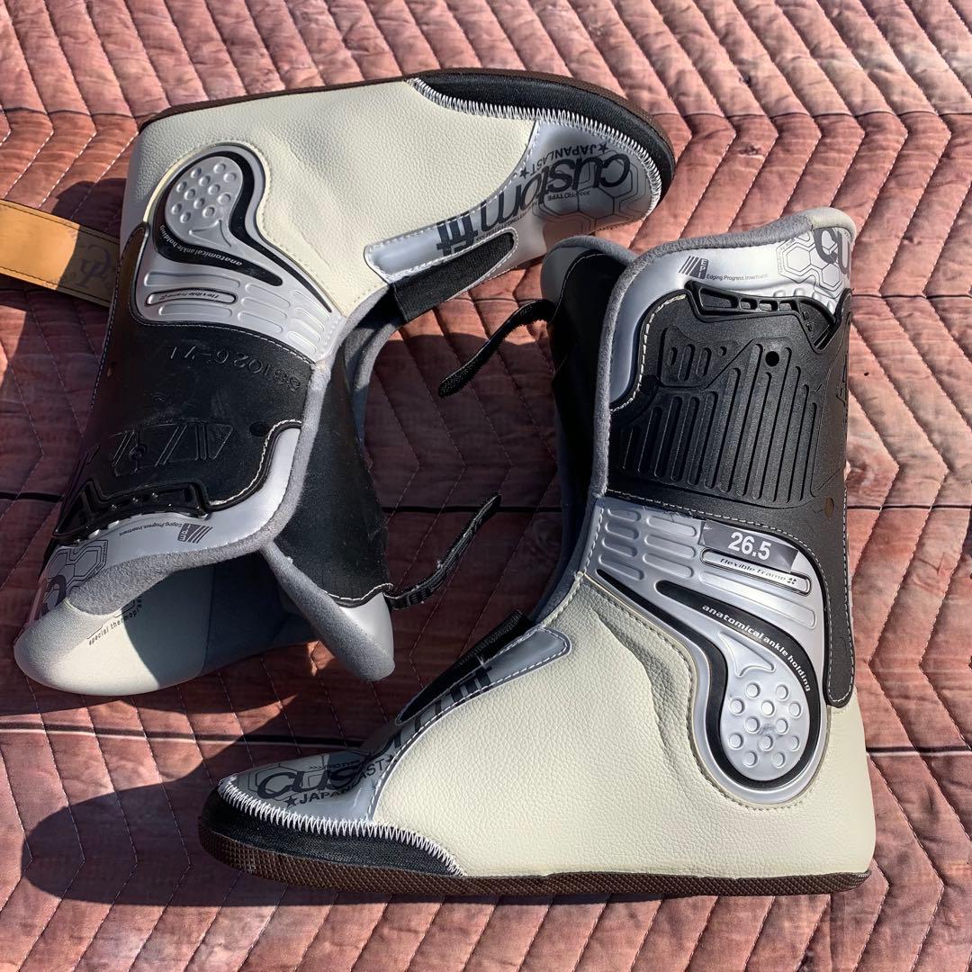 GEN Bumps 9 WCUP スキーブーツ モーグル　フリースタイル