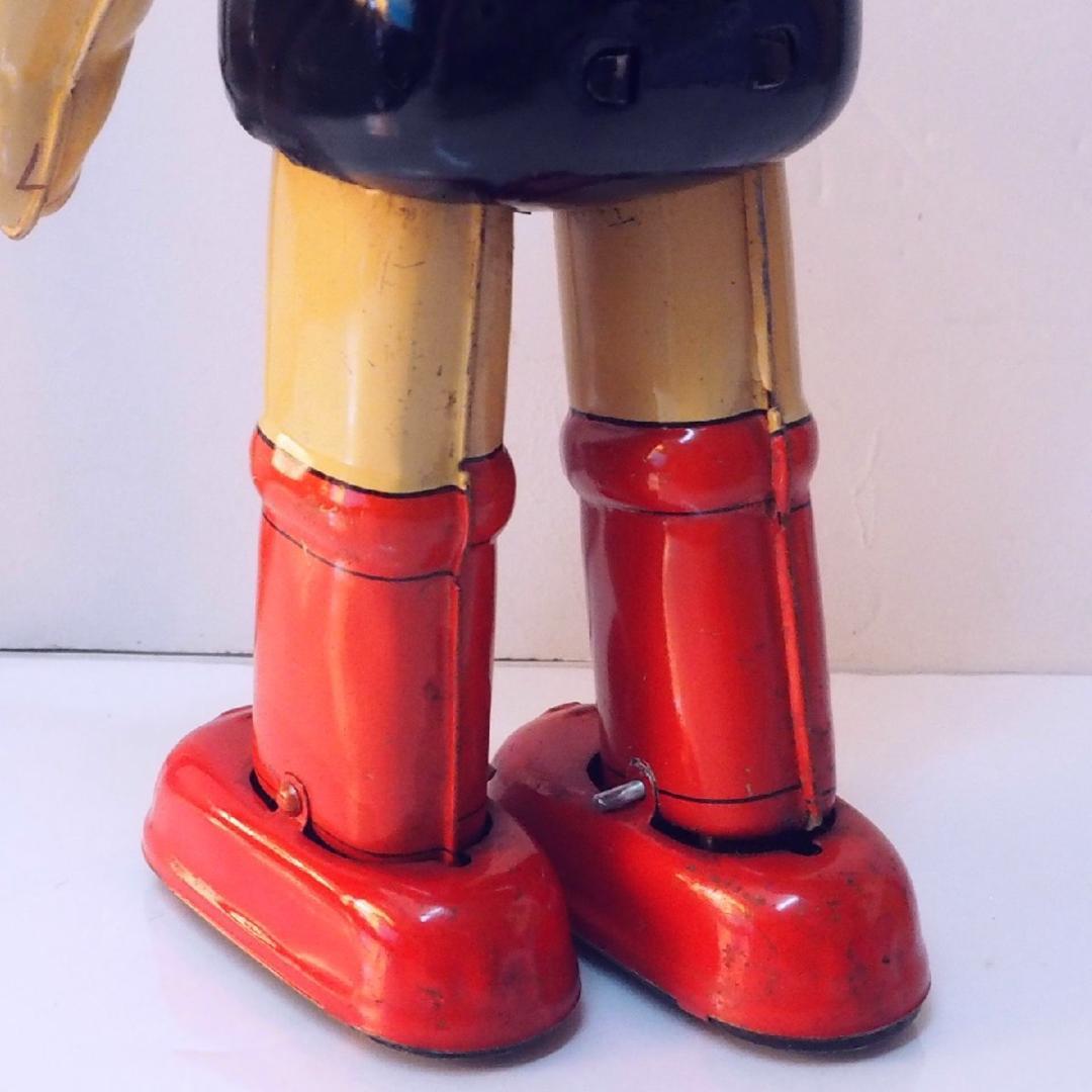 旧バンダイ【鉄腕アトム 動作確認済】当時物ブリキ製ゼンマイ歩行人形TIN【箱無】