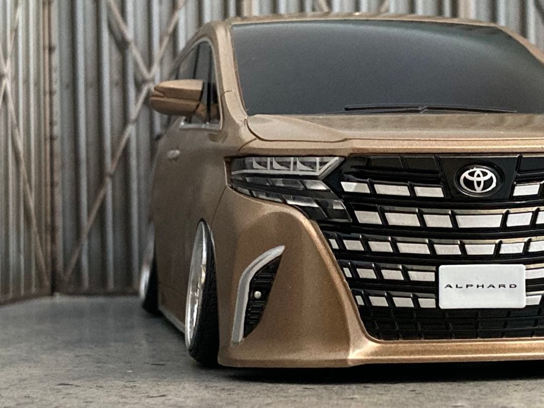 1/24 新型アルファード・ブロンド（カスタム品）