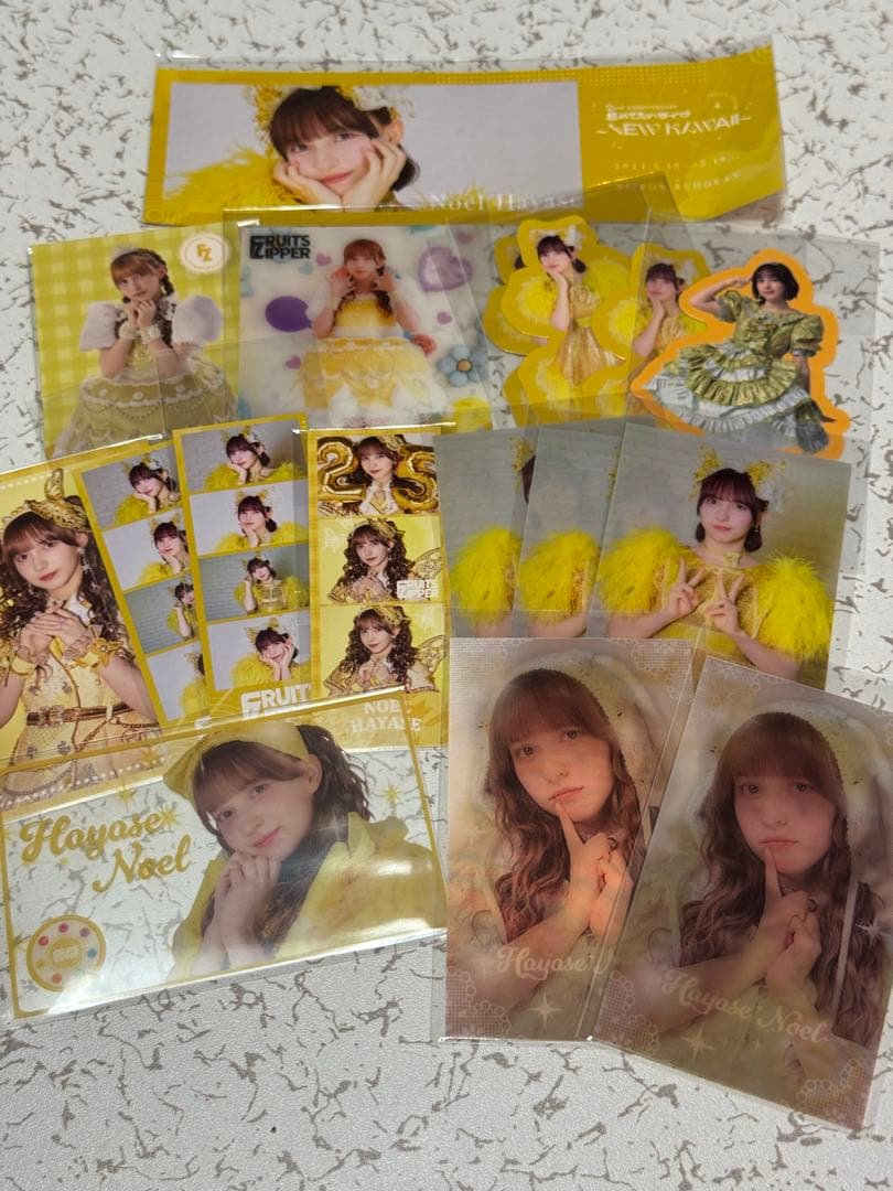 FRUITSZIPPER早瀬ノエル　サイン入り生写真などグッズまとめ