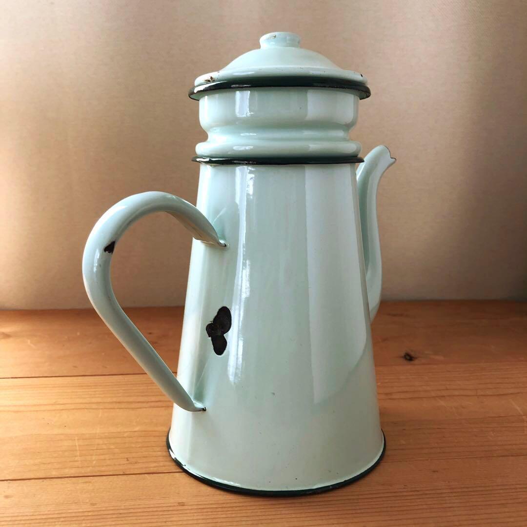 古いホーローポット　琺瑯　フランス　アンティーク　漉し器　カフェ　no.223