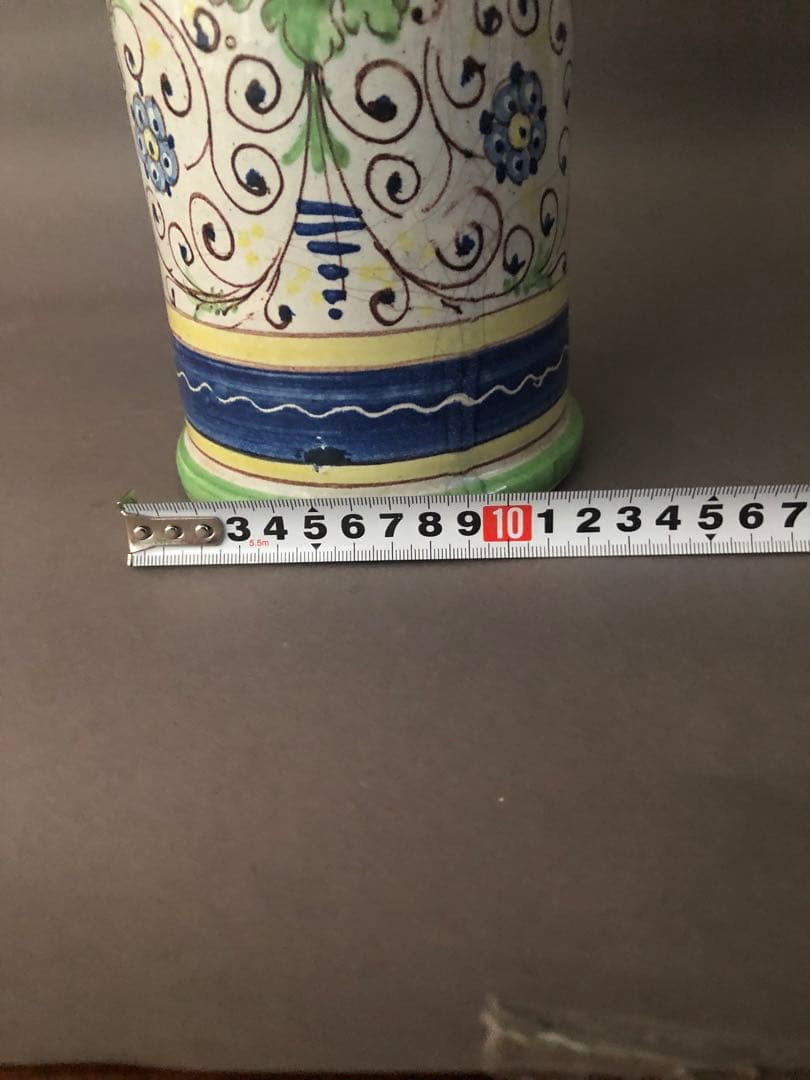 イタリア陶器　花瓶