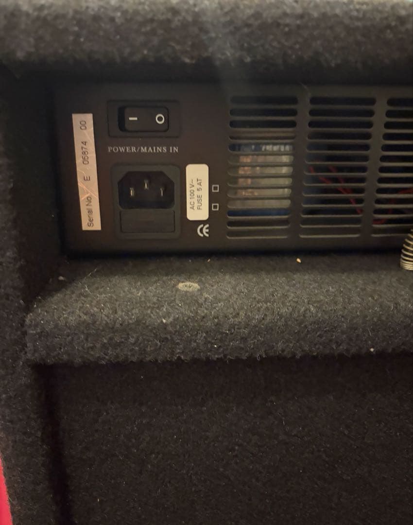 ベースアンプ Warwick W-TAKE12 80W