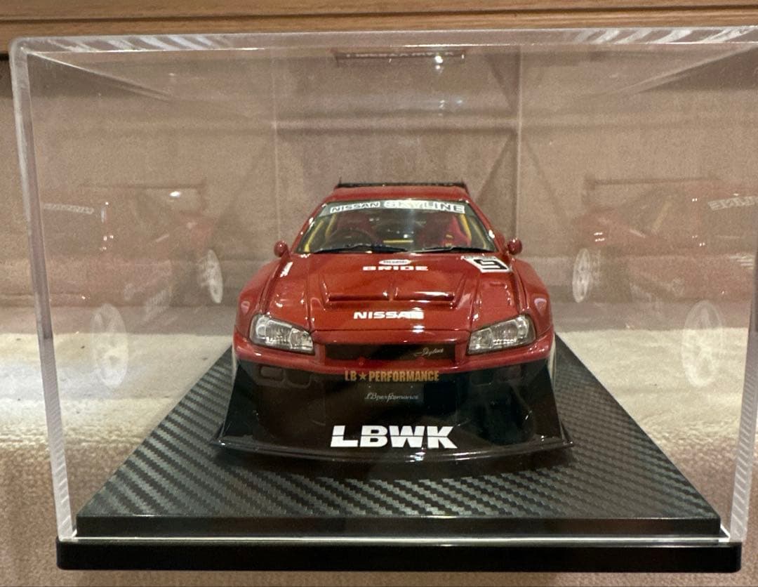 ミニカー LBWK Nissan Skyline 34GT-R 1/18