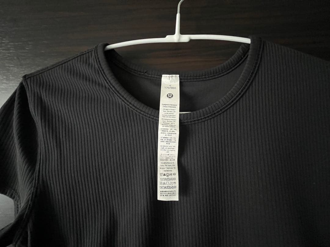 lululemon All It Takes バックツイスト リブ半袖シャツ 6
