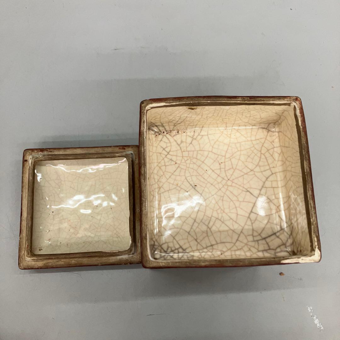 D-4 松竹梅 縁起物 三段重 朱塗り 陶器製 菓子器 重箱 小重 昭和レトロ