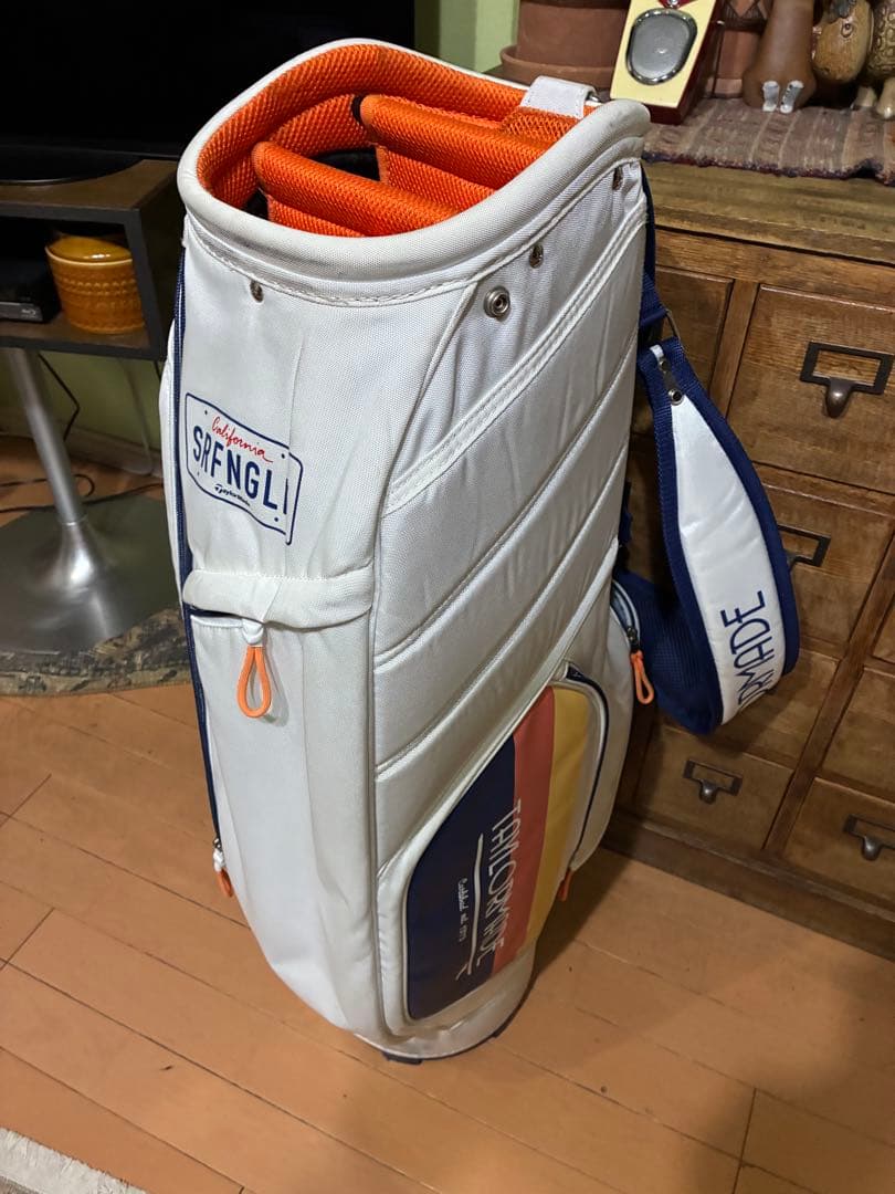 TAYLORMADE ゴルフバッグ・キャディバッグ　テイラーメイド