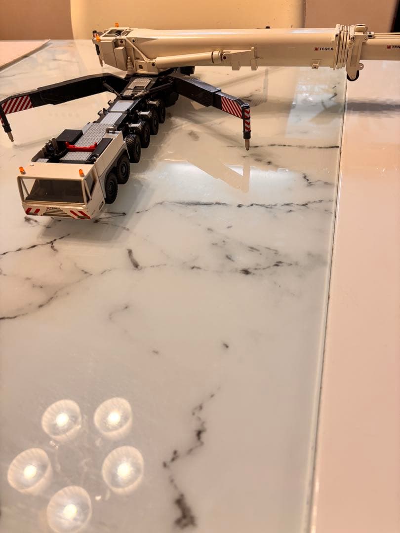 TEREX AC 1000 クレーン模型 1/50スケール