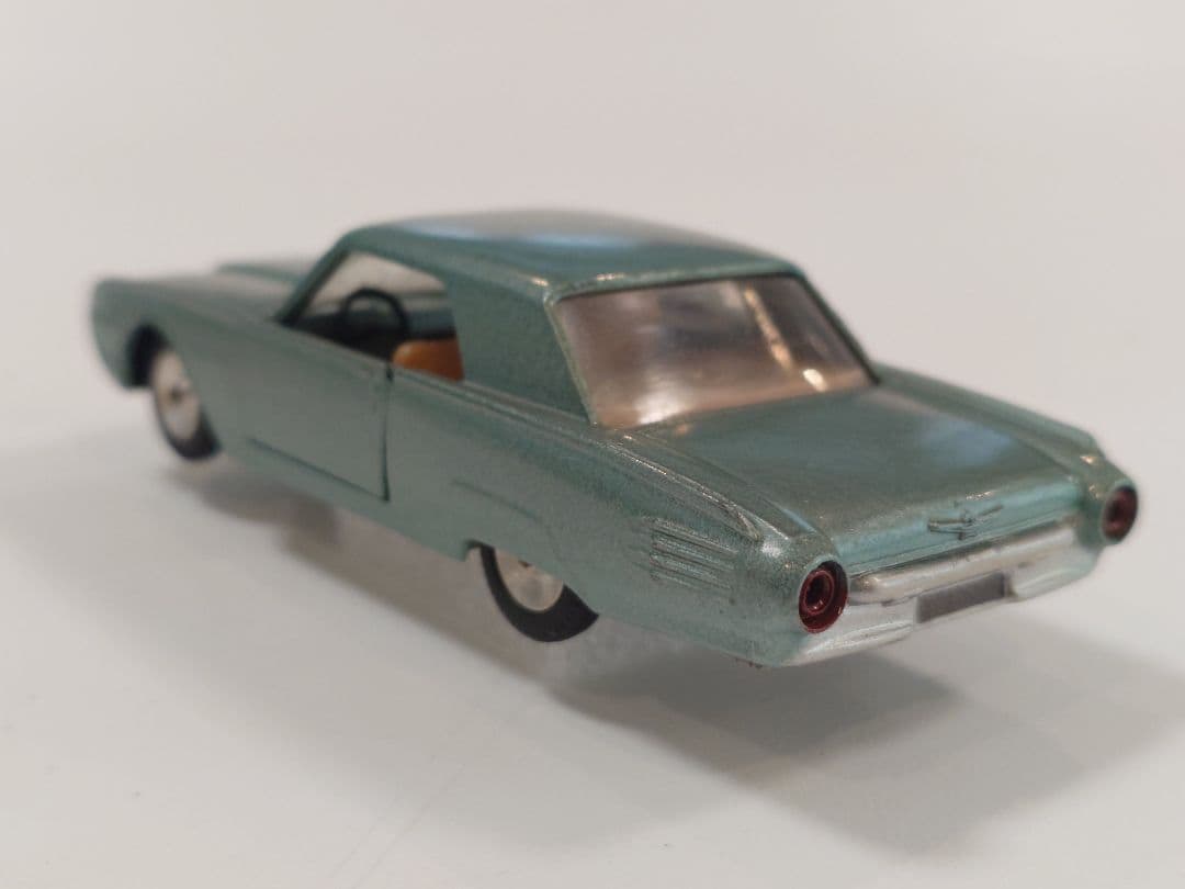 ミニカー SOLIDO REF 128 FORD THUNDERBIRD
