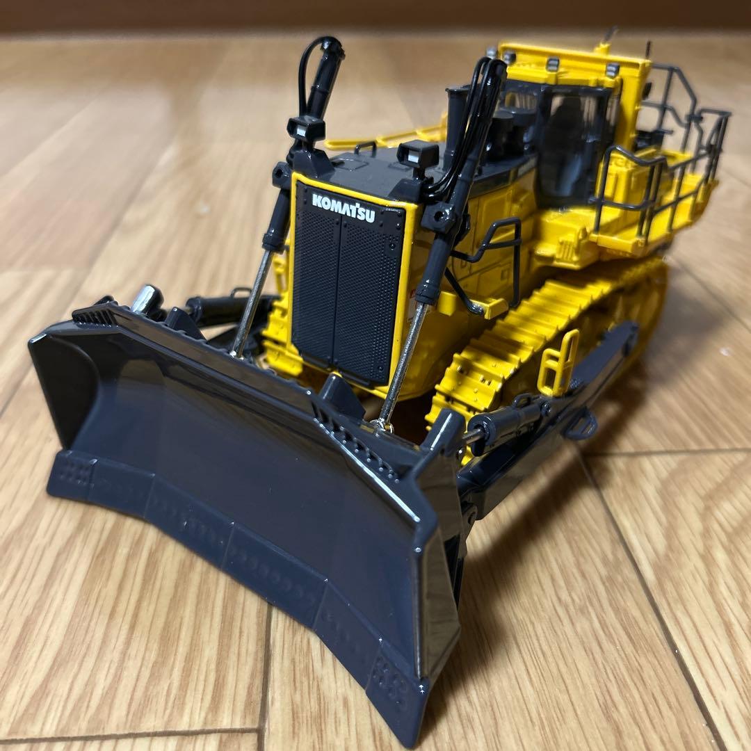KOMATSU D375A-8 、D475A-5EO1:50 ダイキャストモデル