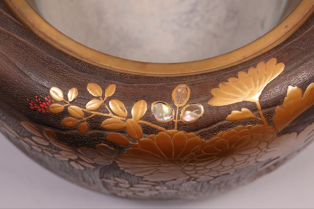 花鳥蒔絵 螺鈿細工 桐火鉢 幅31cm 高20cm 金蒔絵 漆芸 草花【MB68