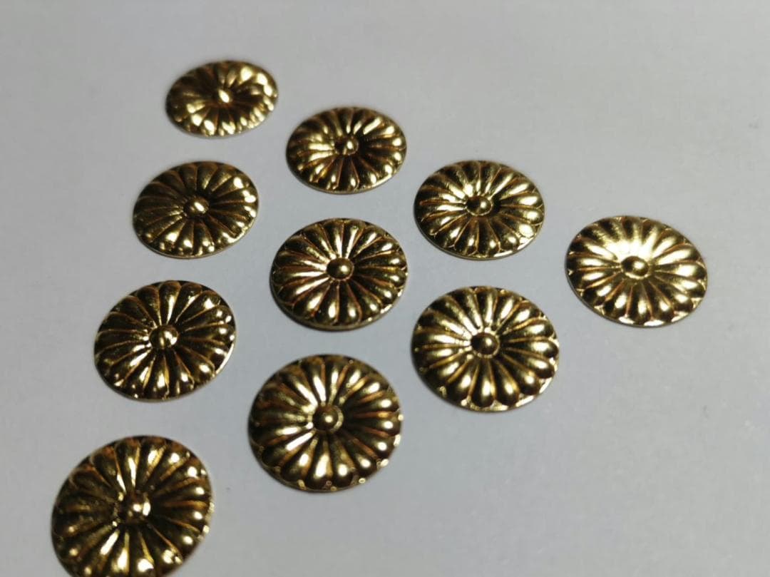 特別価格！【菊紋金具】4分ｘ220枚 （12ｍｍ）神殿、神輿、真鍮金具です。
