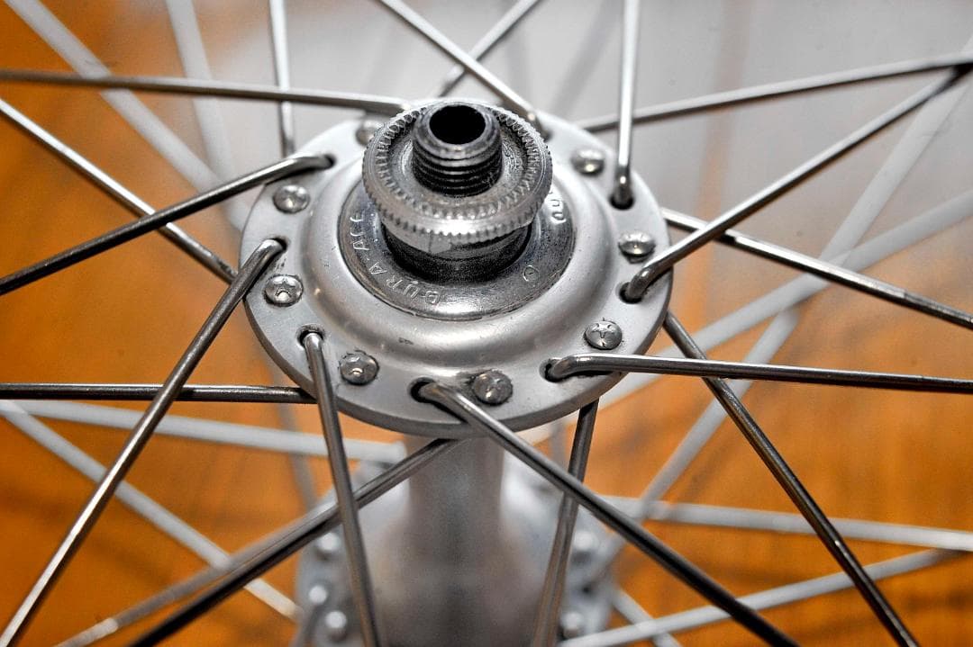 SUPER CHAMPION　&　SHIMANO HAB FRONT完組ホイール